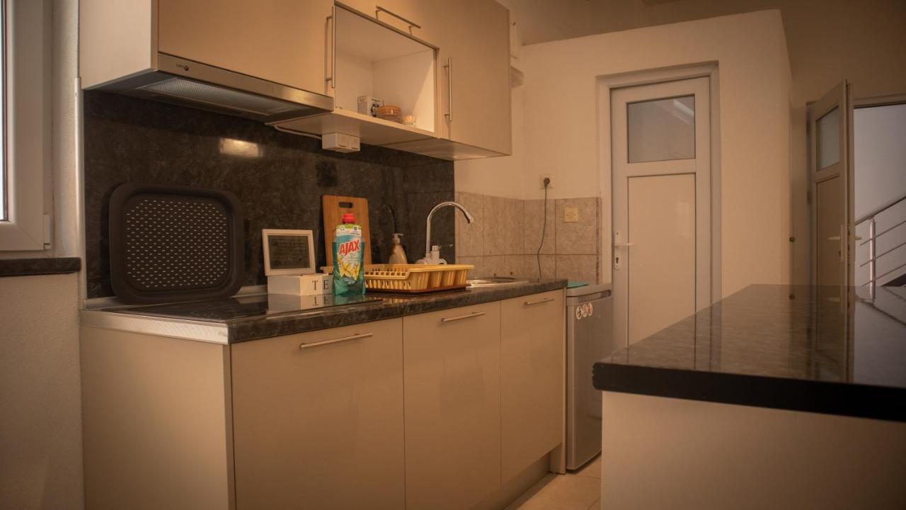 Apartments&Rooms Mido 비소코 외부 사진