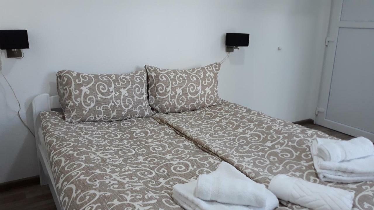 Apartments&Rooms Mido 비소코 외부 사진