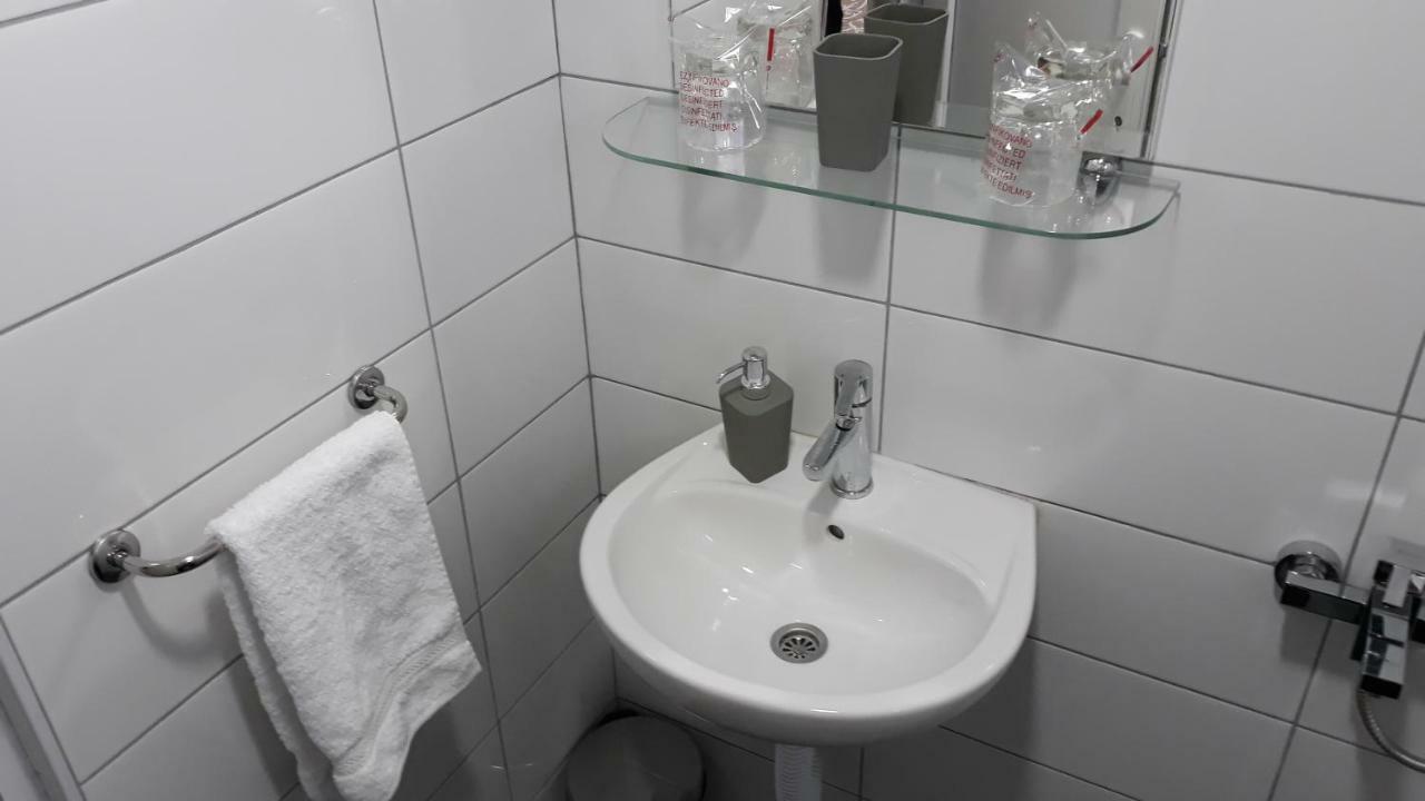 Apartments&Rooms Mido 비소코 외부 사진