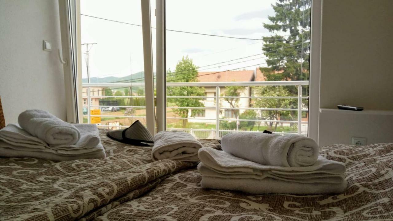 Apartments&Rooms Mido 비소코 외부 사진