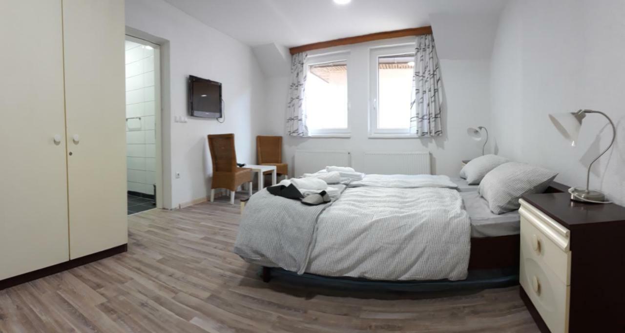 Apartments&Rooms Mido 비소코 외부 사진
