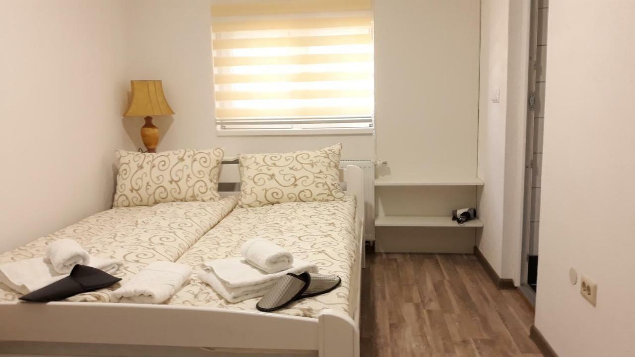 Apartments&Rooms Mido 비소코 외부 사진