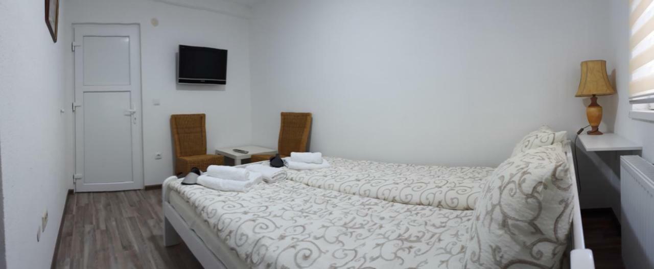 Apartments&Rooms Mido 비소코 외부 사진